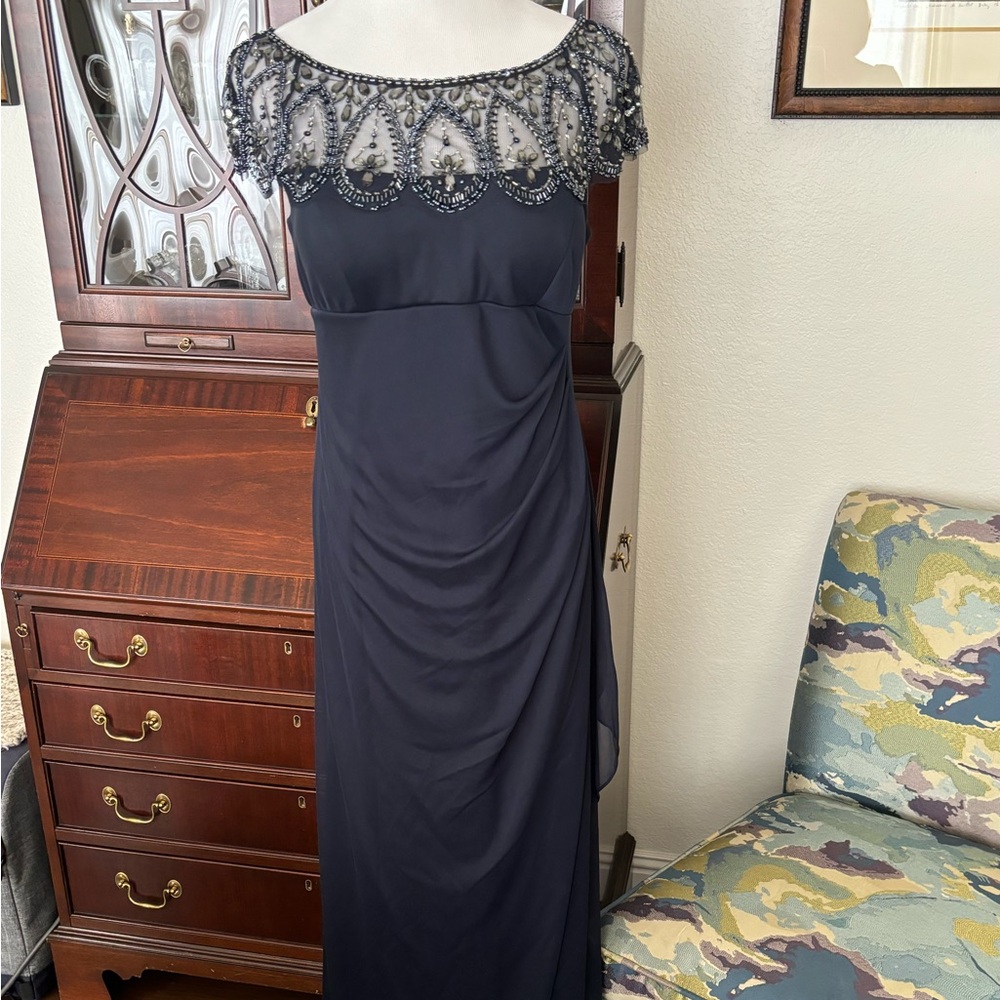 Xscape Evening Gown